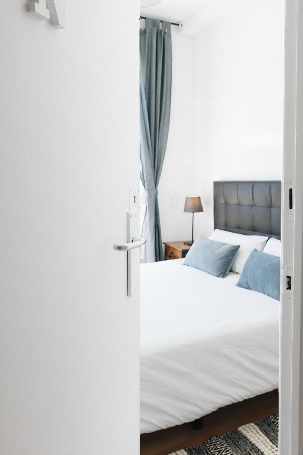 Sunny And Modern Apartment Ideal For Groups Барселона Екстериор снимка