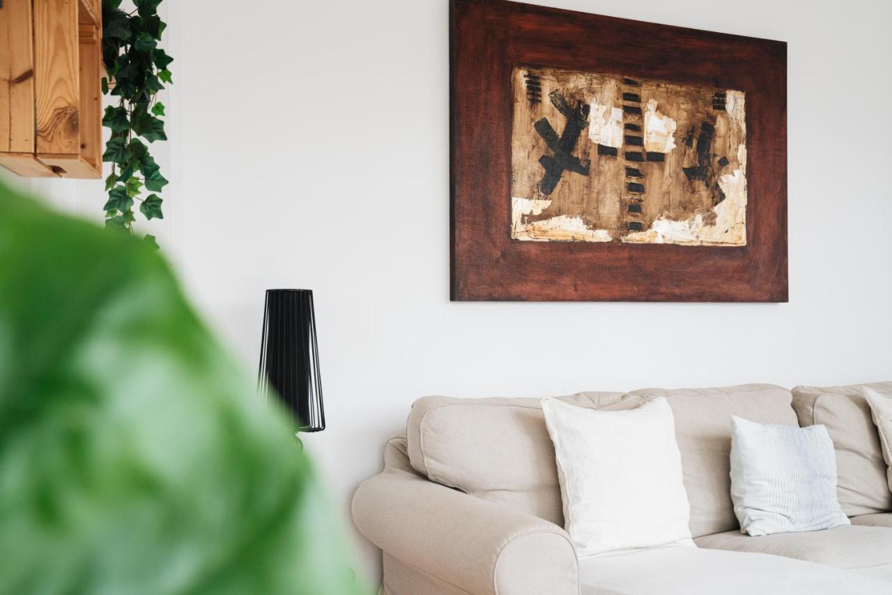 Sunny And Modern Apartment Ideal For Groups Барселона Екстериор снимка